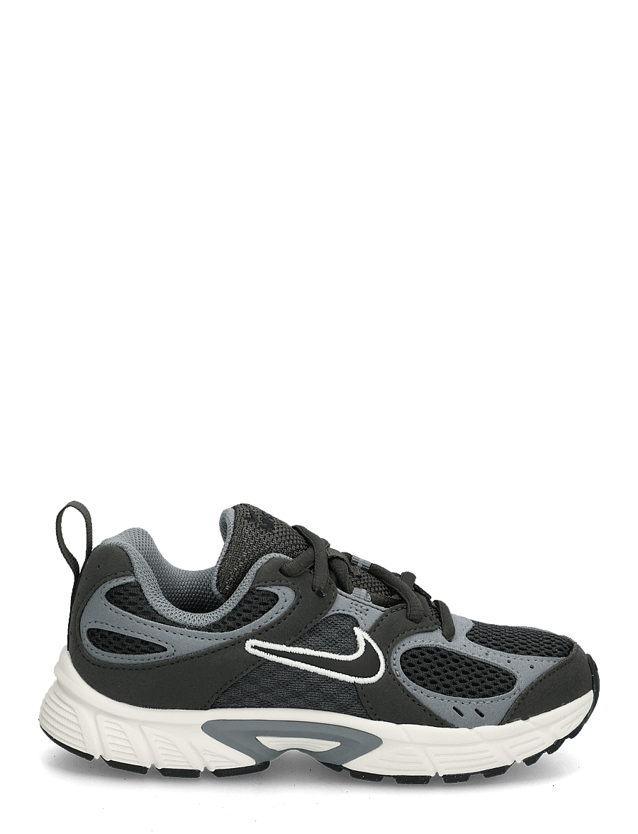 Nike - NIKE V5 RNR SUEDE LACE (PS) - lave sneakers - anthracite/black-cool grey-new - 2