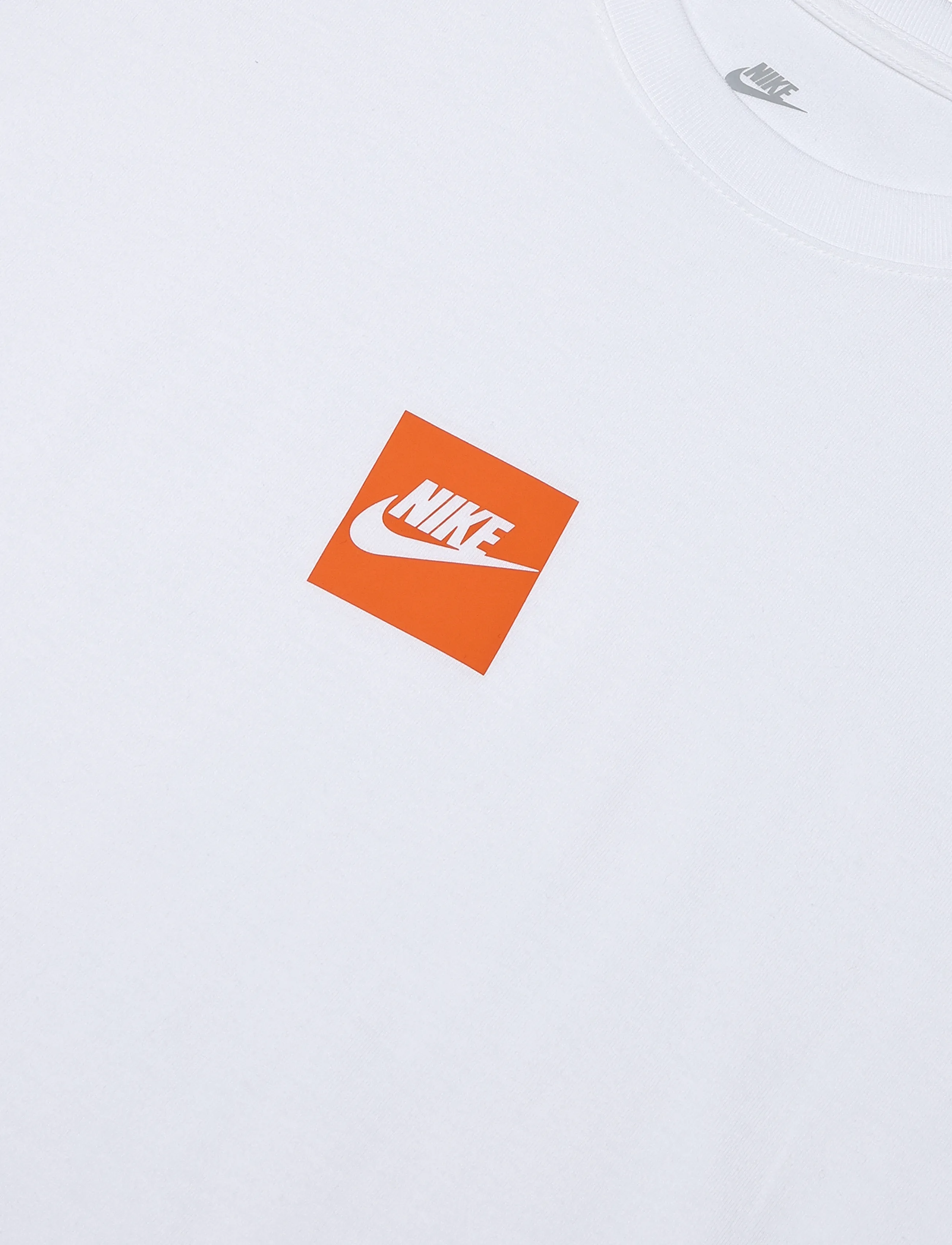 Nike - U NSW TEE STD CLUB FTRA BOX - koszulki i t-shirty - white - 2