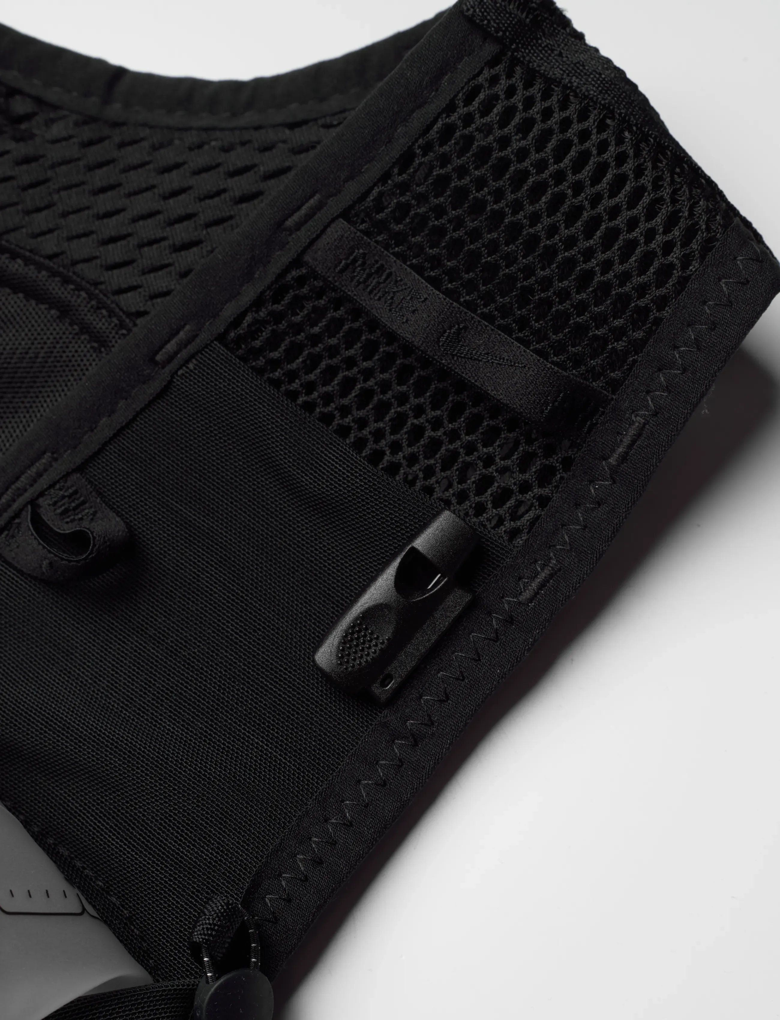 NIKE Equipment - NIKE RUN VEST 5L - laufausrüstung - black/sail/sail - 3