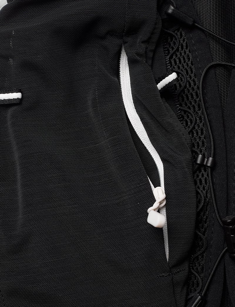 NIKE Equipment - NIKE RUN VEST 5L - jooksuvarustus - black/sail/sail - 4