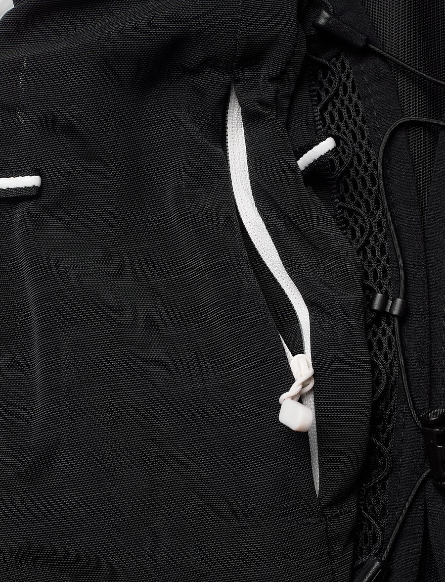 NIKE Equipment - NIKE RUN VEST 5L - løbeudstyr - black/sail/sail - 4
