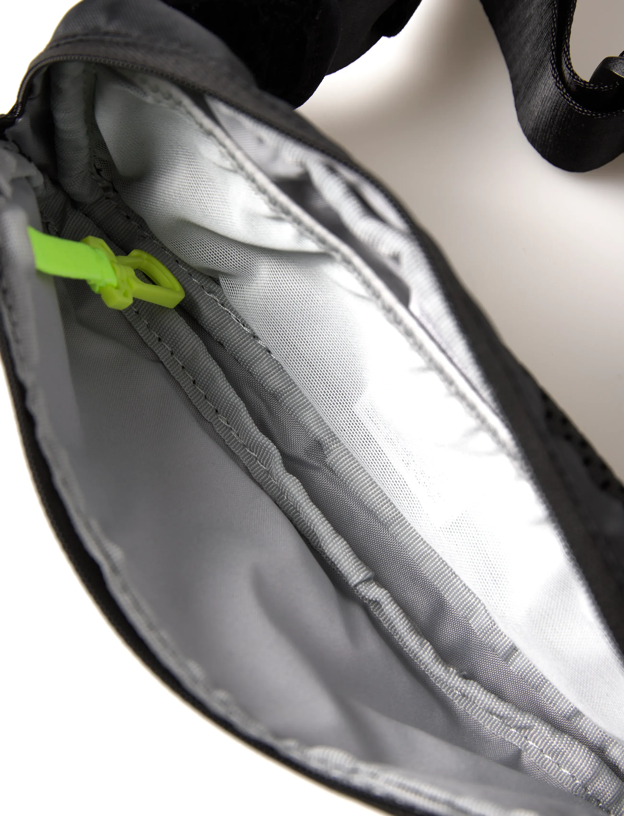 NIKE Equipment - NIKE TEMPO WAISTPACK - accessories - black/black/silver - 5