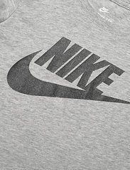 Nike - NKG NIKE FUTURA SS TEE / NKG NIKE FUTURA SS TEE - kurzärmelig - dk grey heather - 2