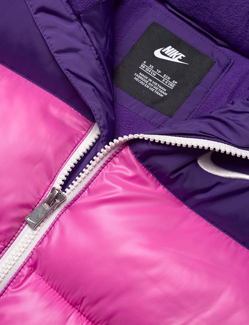 Nike - HO-HEAVY WEIGHT OUTERWEAR - paksud joped - playful pink - 2