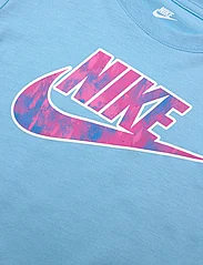 Nike - NKG PRINTED CLUB TEE / NKG PRINTED CLUB TEE - kortærmede t-shirts - aquarius blue - 2