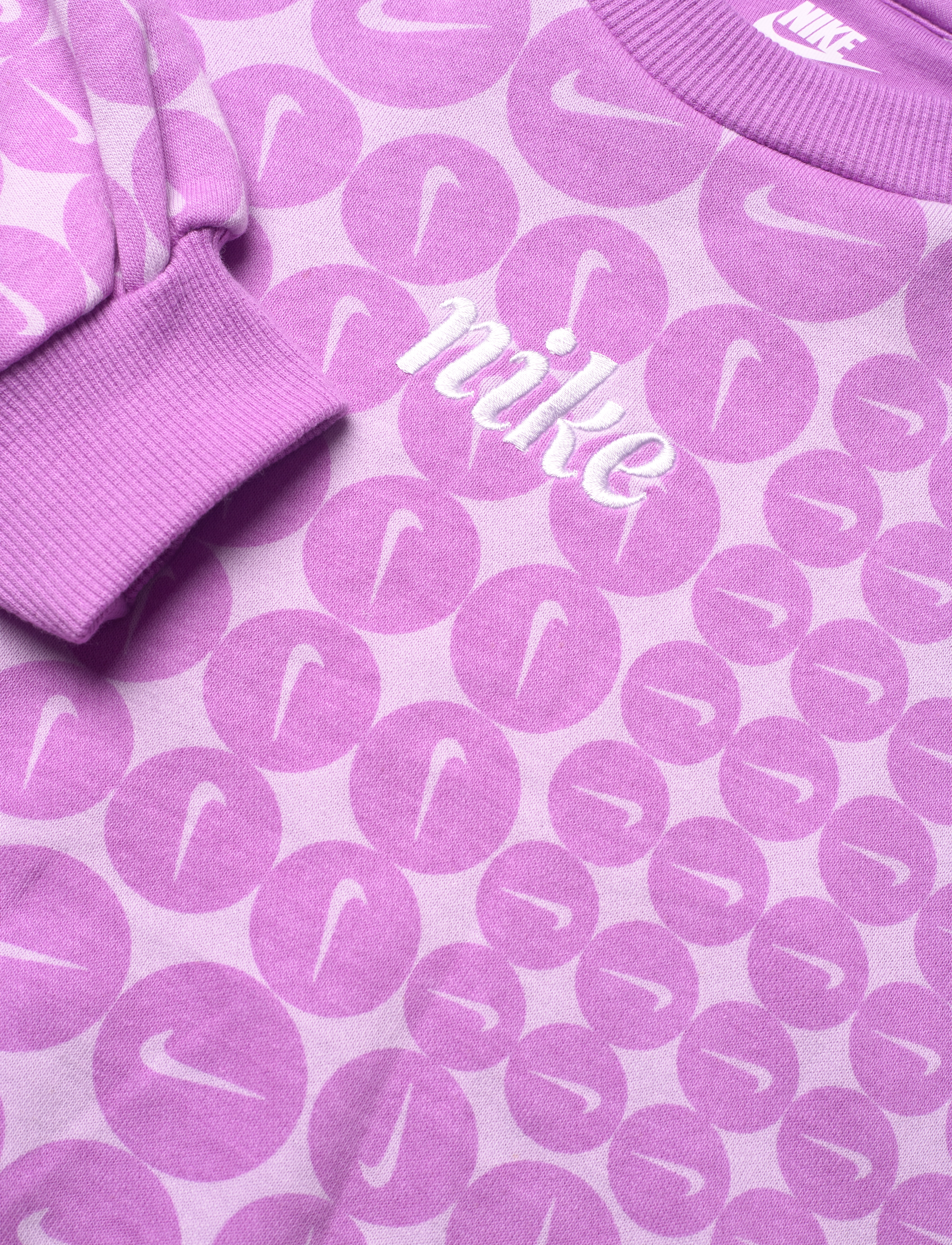 Nike - FW-CREW - doll - 2