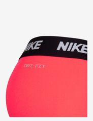 Nike - DRI FIT SPORT ESSENTIALS SWOOSH LEGGING / NKG SPORT ESSENT P - juoksu- & treenitrikoot - racer pink - 3