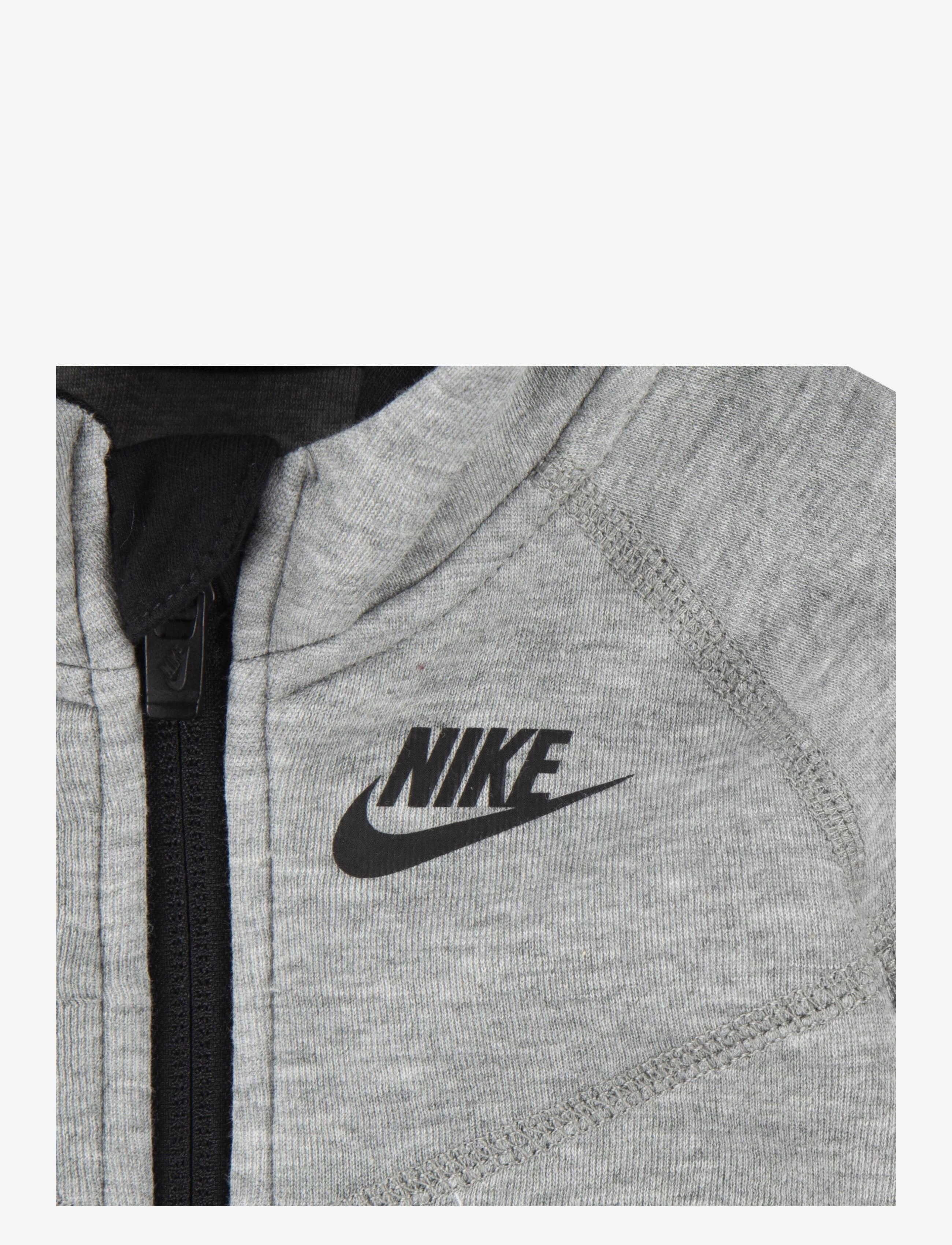 Nike - NKN TECH FLEECE HOODED COVERAL - langärmelig - dk grey heather - 3