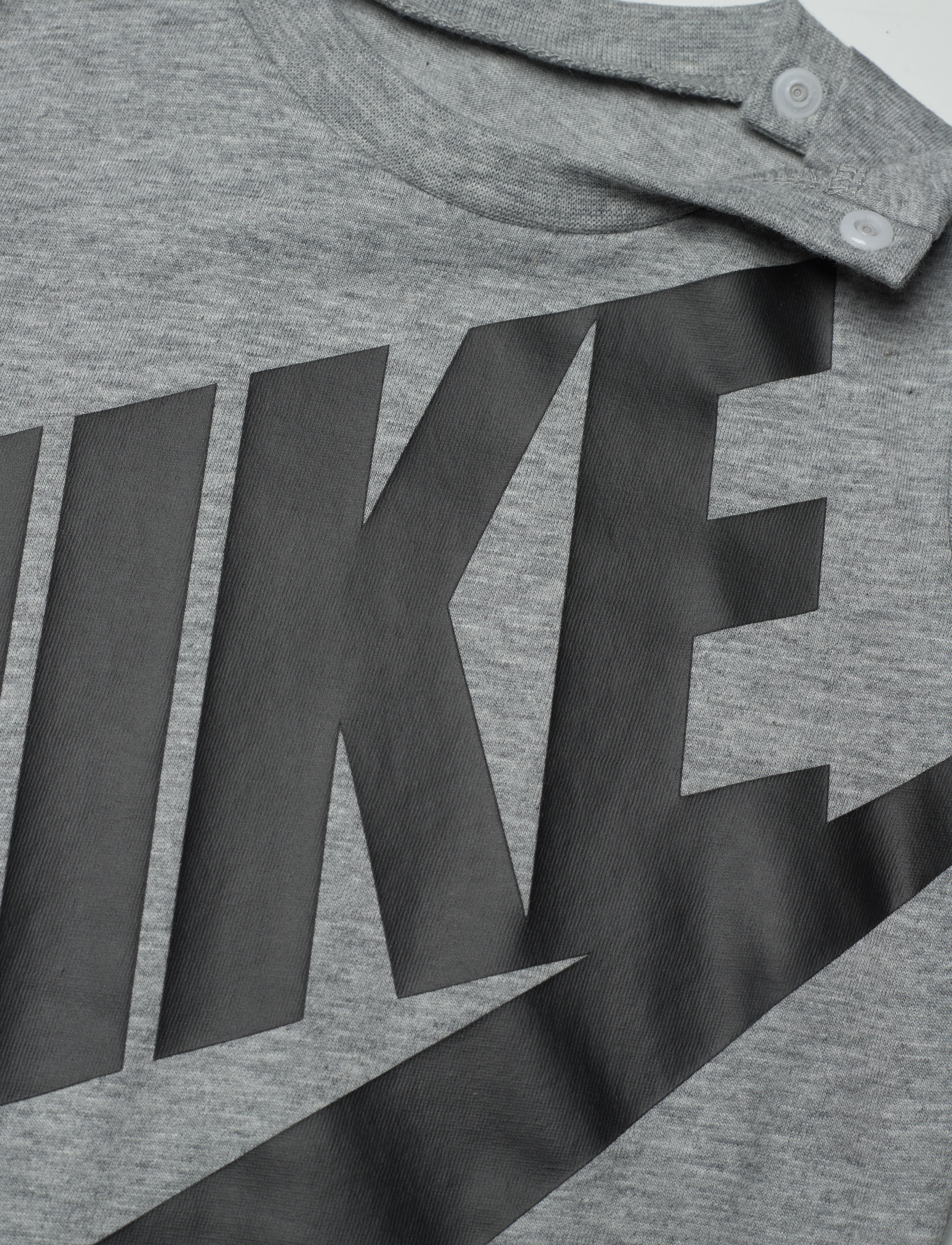 Nike - R1-BABY KNIT ROMPER - kortärmade bodysuits - dark gray heather/black - 2
