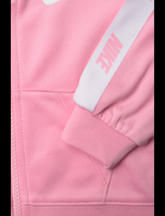 Nike - NKN NSW NIKE TRICOT SET / NKN NSW NIKE TRICOT SET - sportiniai kostiumai - pink - 5