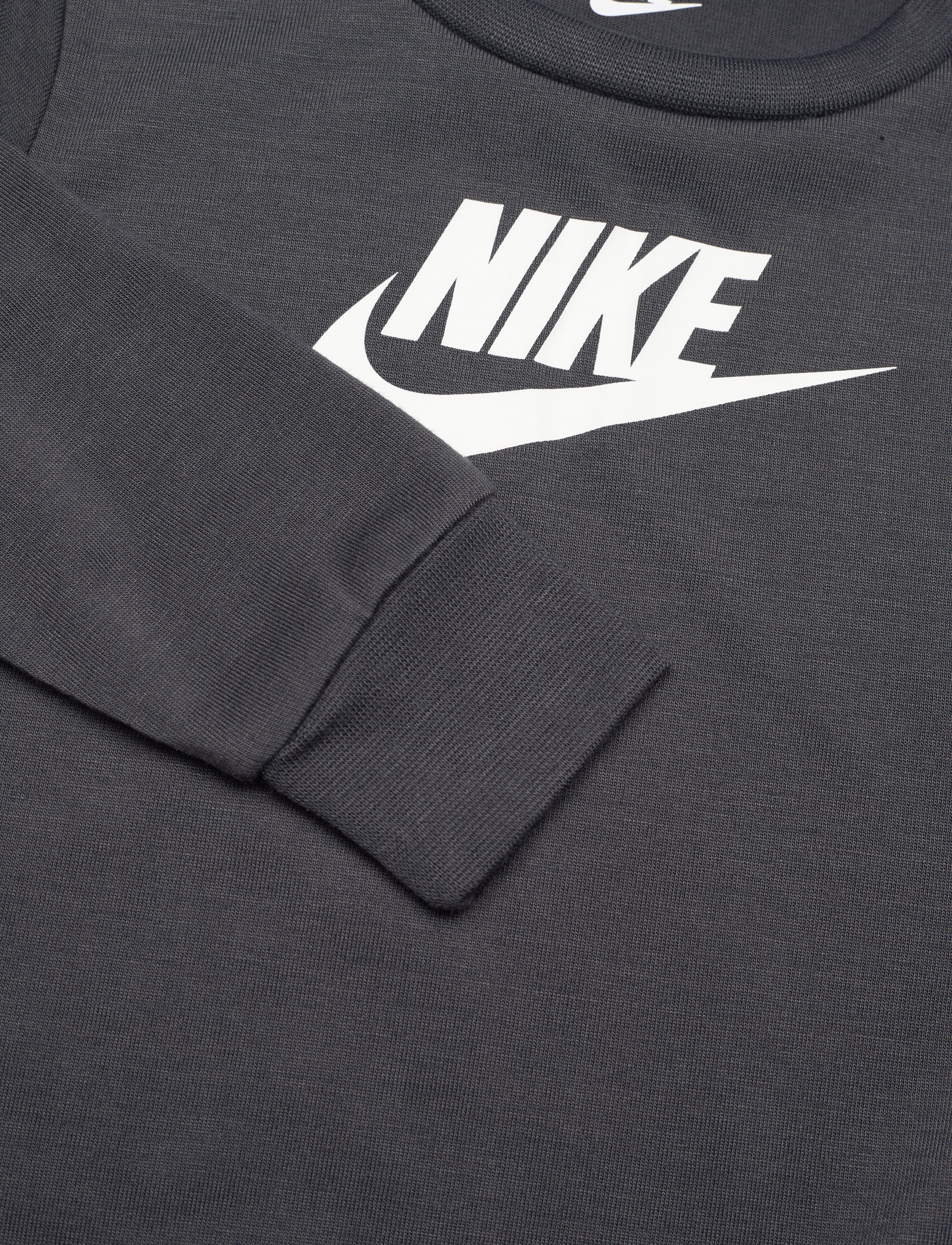 Nike - NIKE LONG SLEEVE GRAPHIC T-SHIRT - langærmede t-shirts - anthracite - 2