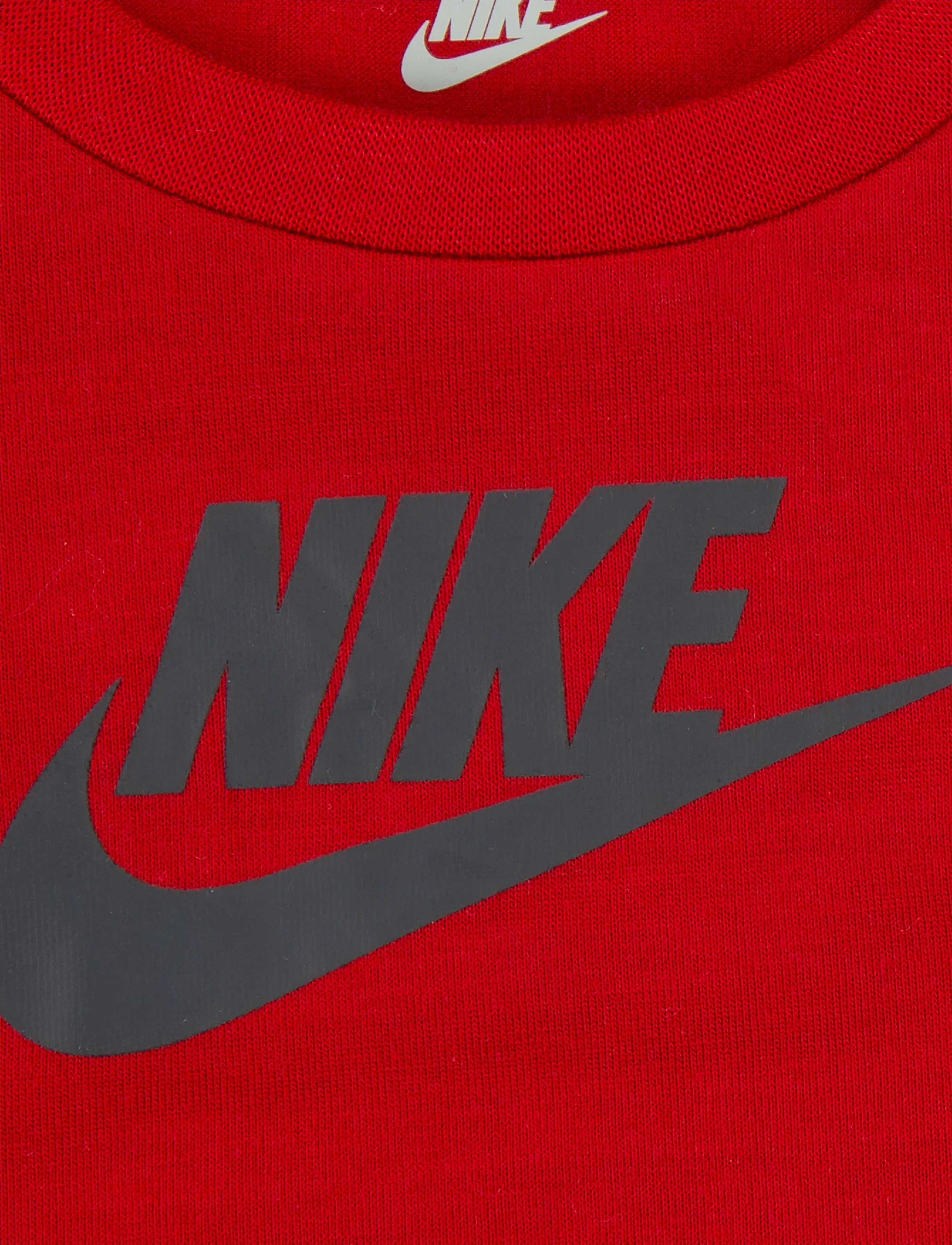 Nike - NIKE LONG SLEEVE GRAPHIC T-SHIRT - herbstliche kleidung - gym red - 2