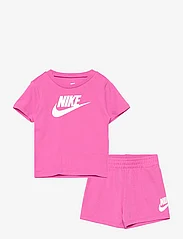 Nike - NKN CLUB TEE AND SHORT SET / NKN CLUB TEE AND SHORT SET - zemākās cenas - playful pink - 0