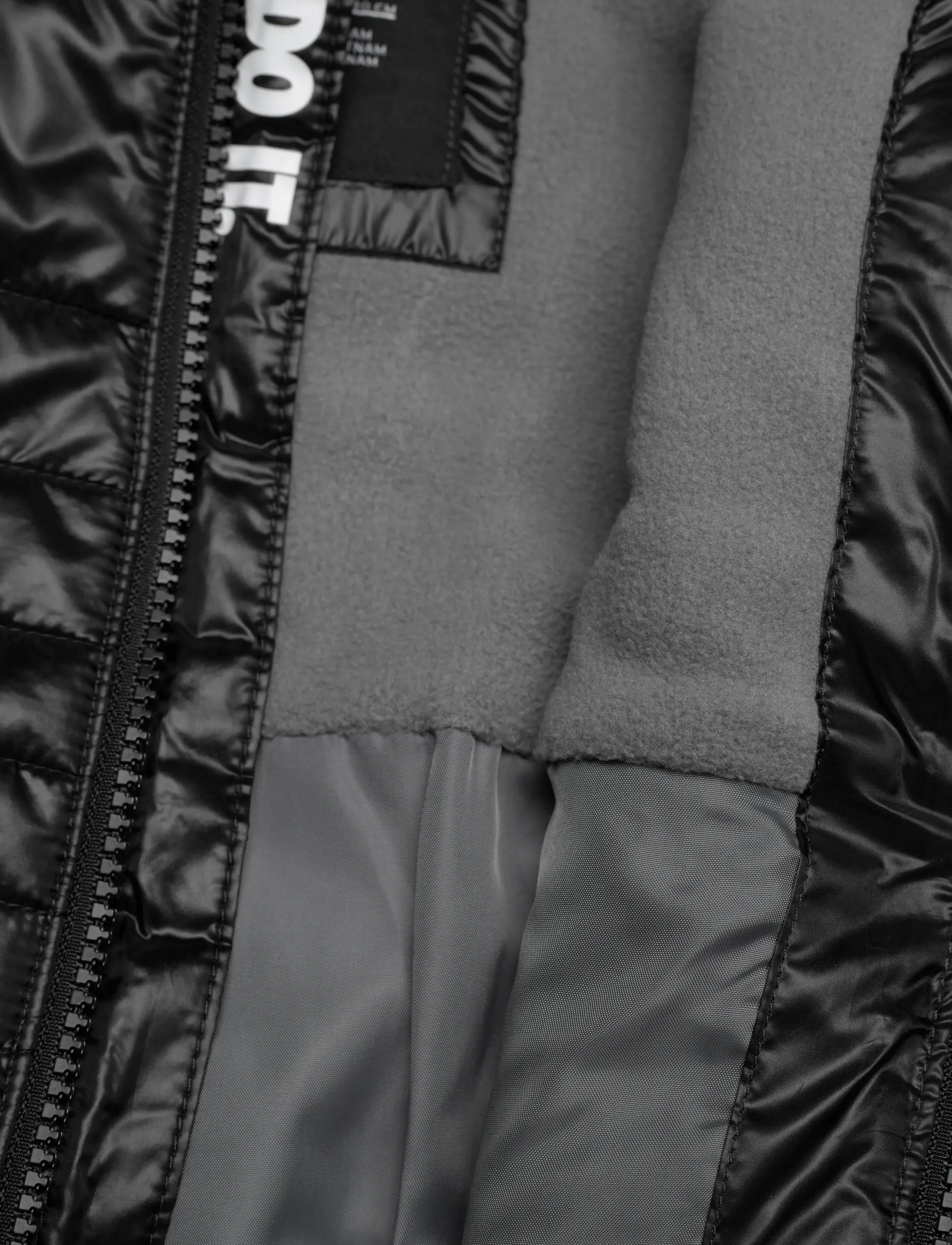 Nike - HO-HEAVY WEIGHT OUTERWEAR - isolierte jacken - black - 4