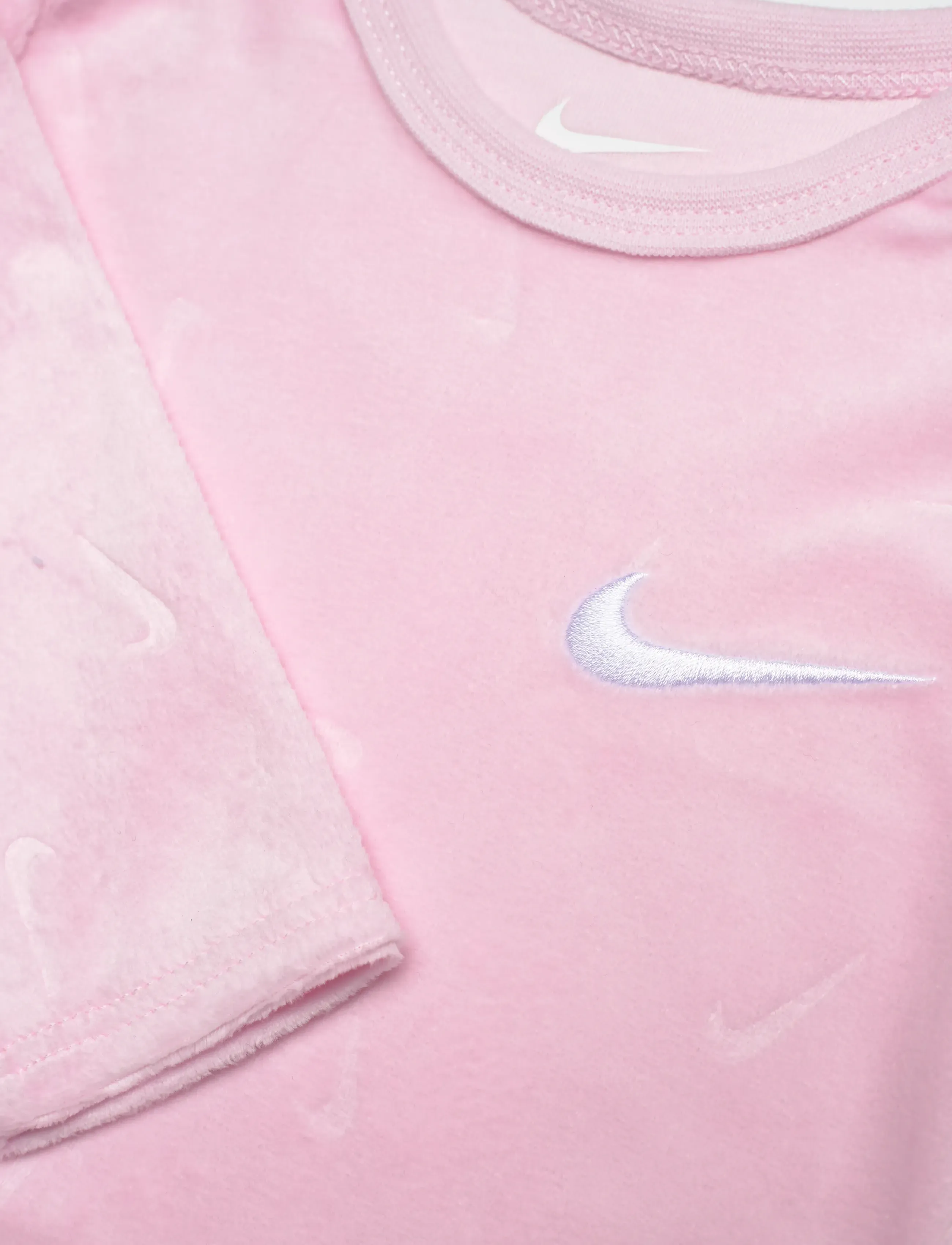 Nike - KP-BODYSUIT PANT SET - pink foam - 2