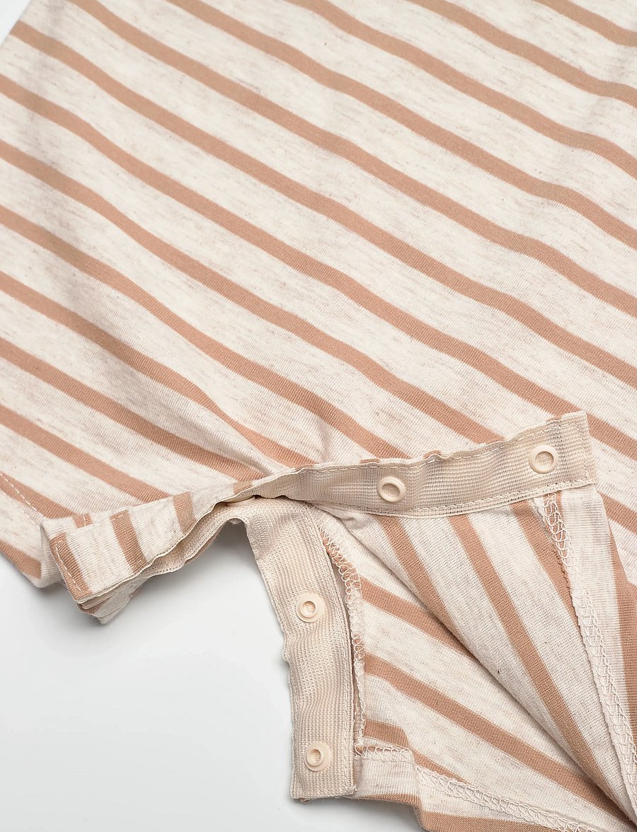 Nike - NIKE TOWEL TERRY ROMPER - kurzärmelig - cream - 4