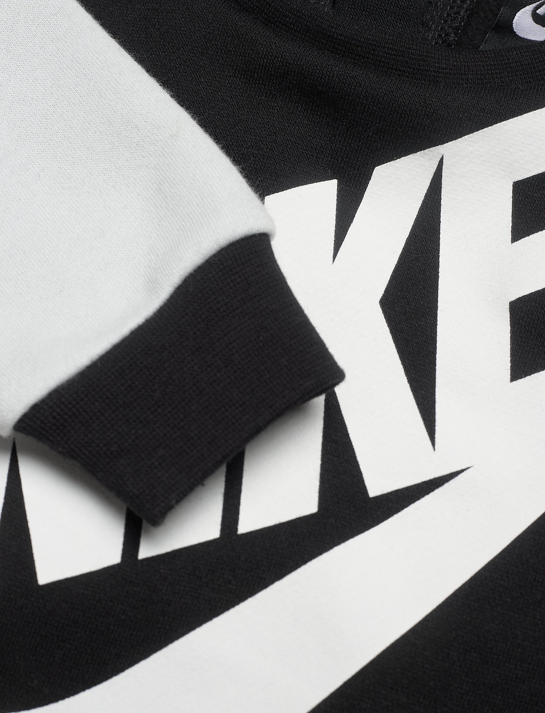 Nike futura crew sales sweatshirt