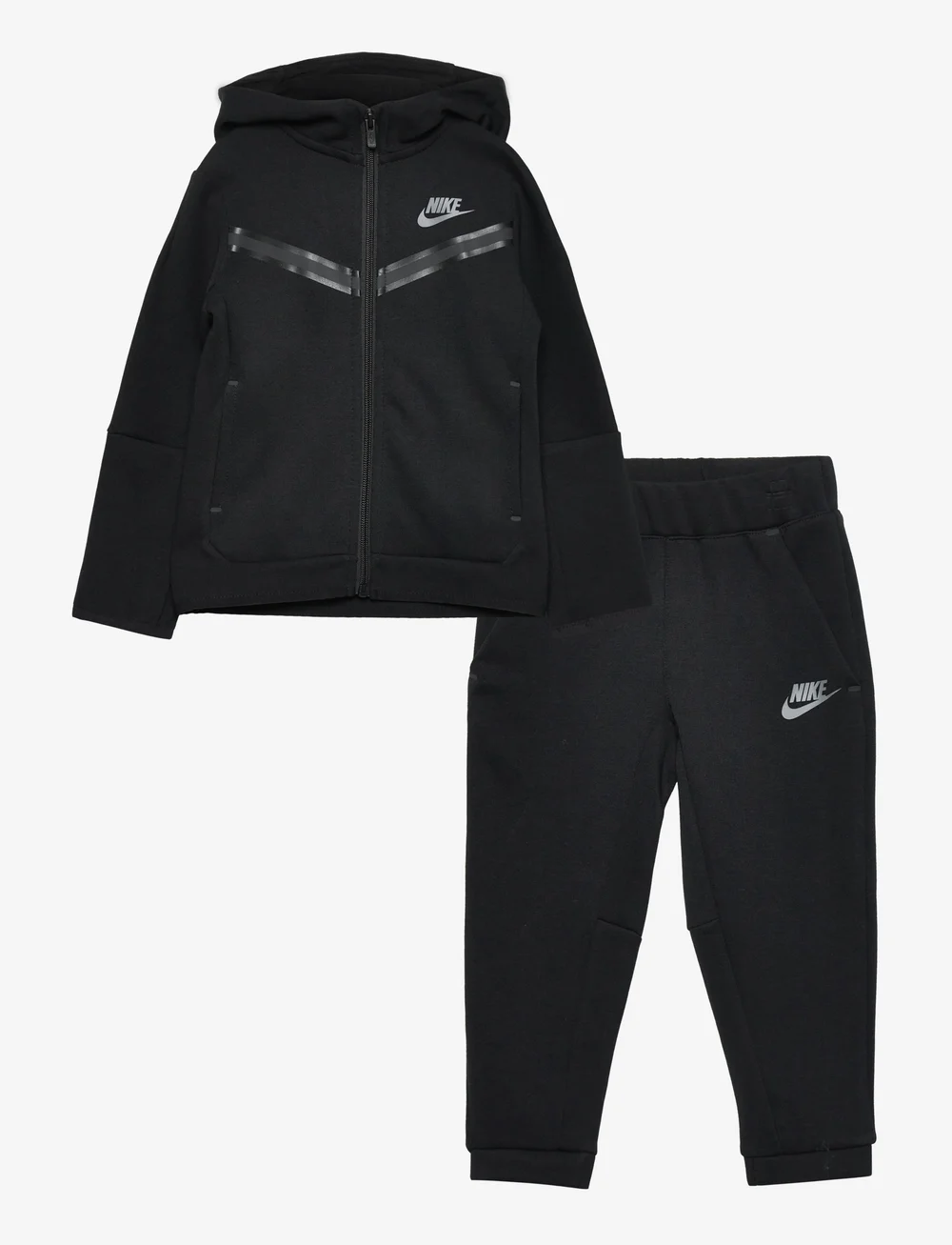 Nike Tech Fleece Set (Black) – 42.50 € –