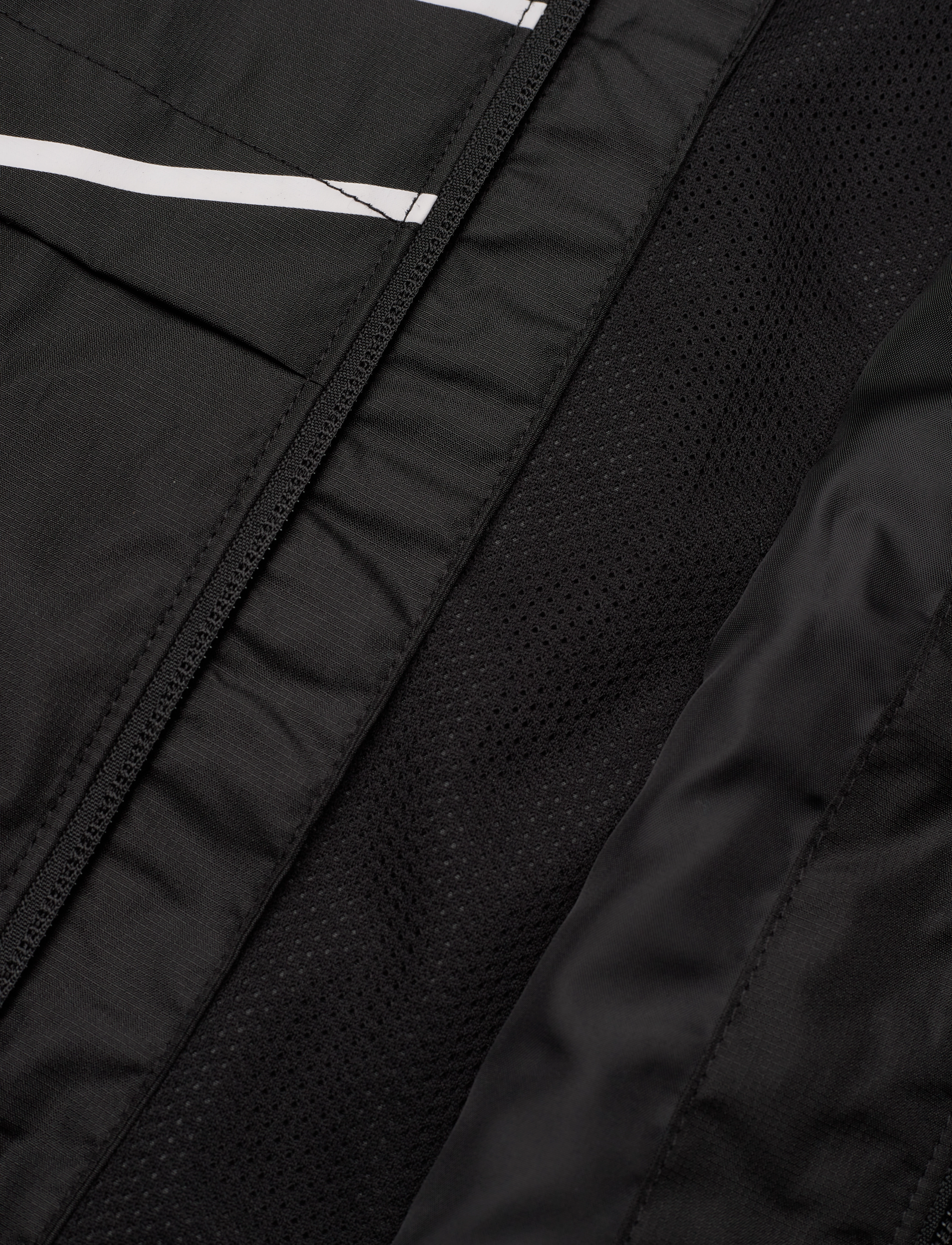 Nike - NKB SWOOSH WINDBREAKER JACKET / NKB SWOOSH WINDBREAKER JACKE - black - 4