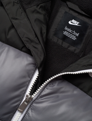 Nike - NKN COLORBLOCK PUFFER JACKET / NKN COLORBLOCK PUFFER JACKET - insulated jackets - black - 3