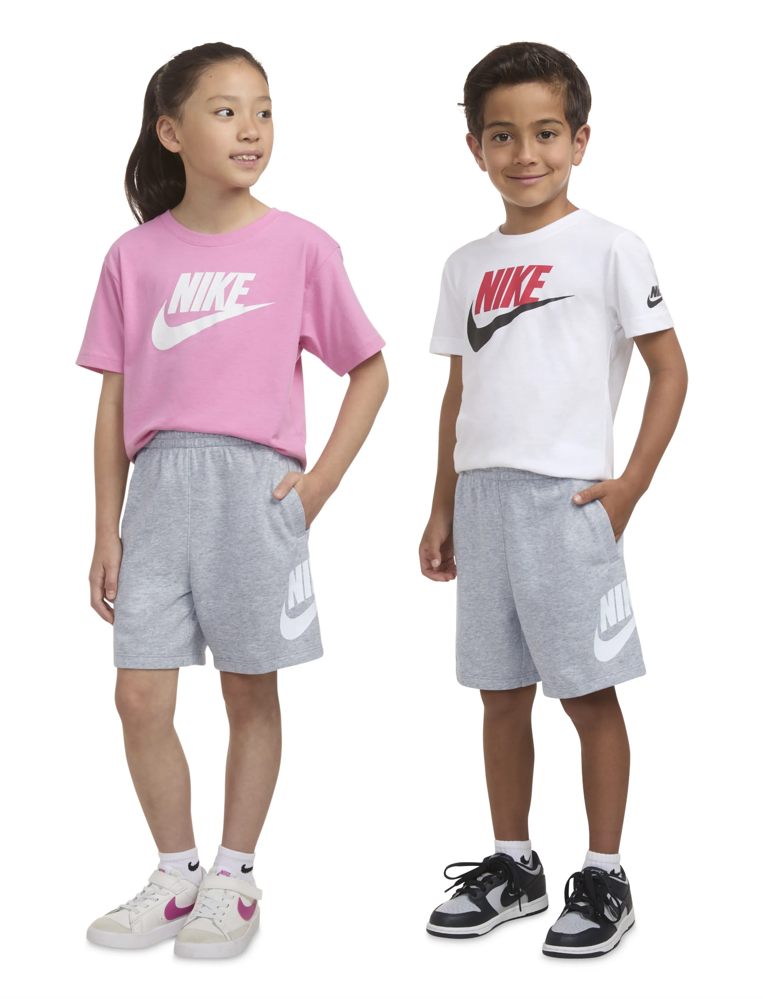 Nike NIKE SPORTSWEAR CLUB SHORT - Sport shorts - GREY / grey