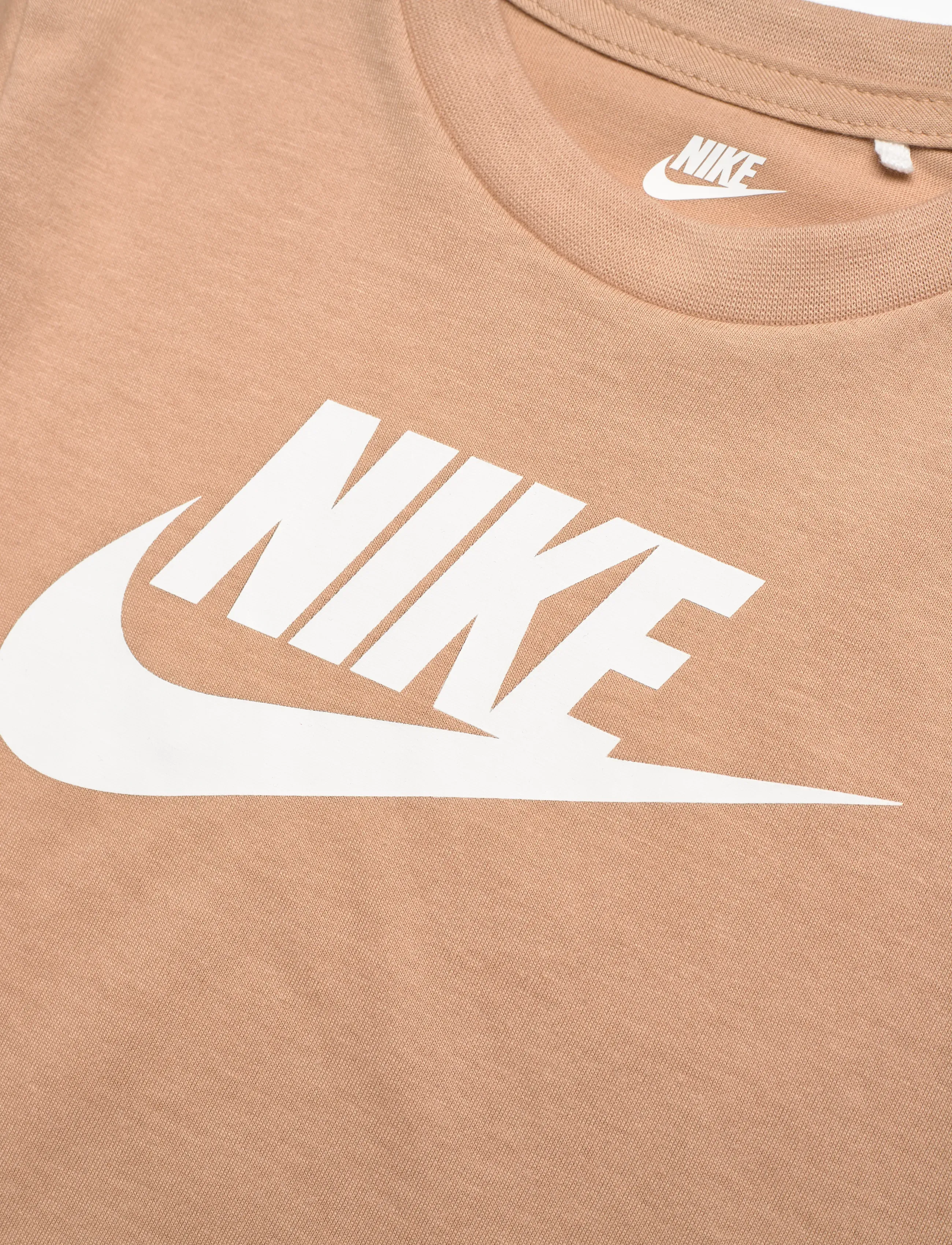 Nike - NIKE CLUB TEE & SHORT SET - 2-teilige sets - beige - 2