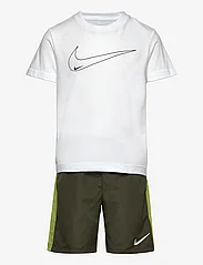 Nike - NKB B NSW CLUB SSNL WVN SHORT / NKB B NSW CLUB SSNL WVN SHOR - sett med kortermede t-skjorter - cargo khaki - 0