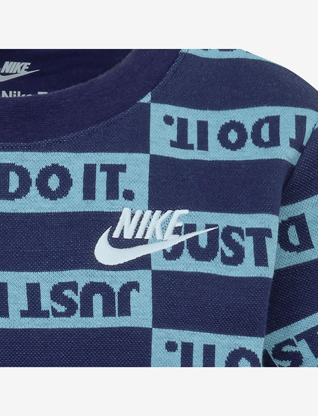 Nike - Nike Printed Tee - kortærmede t-shirts - midnight navy - 2