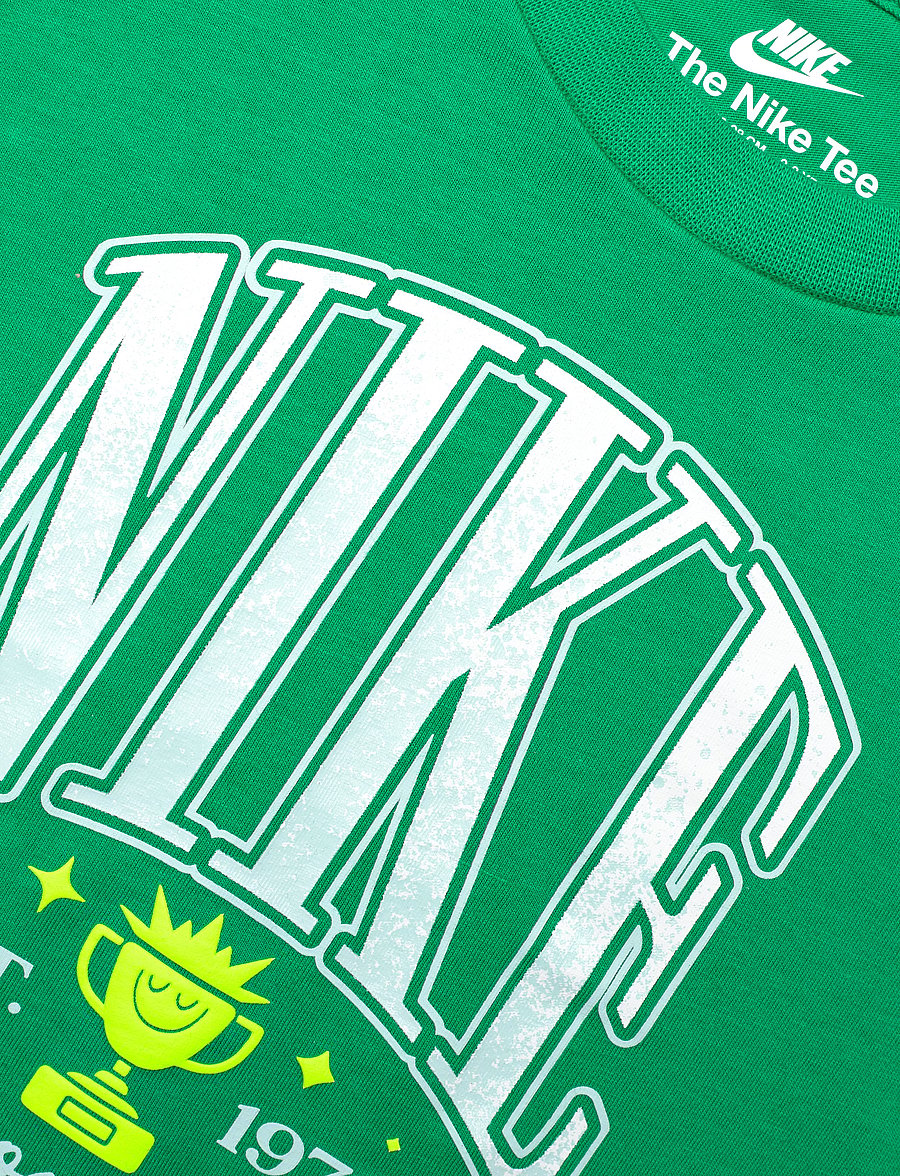 Nike - NIKE SPORTSWEAR TEE - lühikeste varrukatega t-särgid - stadium green - 2