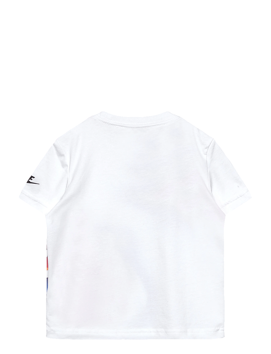Nike - NIKE SPORTSWEAR TEE - lyhythihaiset t-paidat - white - 1