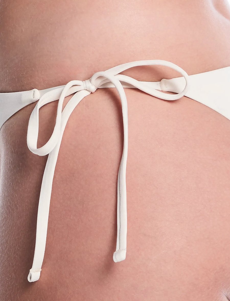 NIKE SWIM - Nike Essential String Bikini Bottom - spordi ujumisriided - chalk - 5