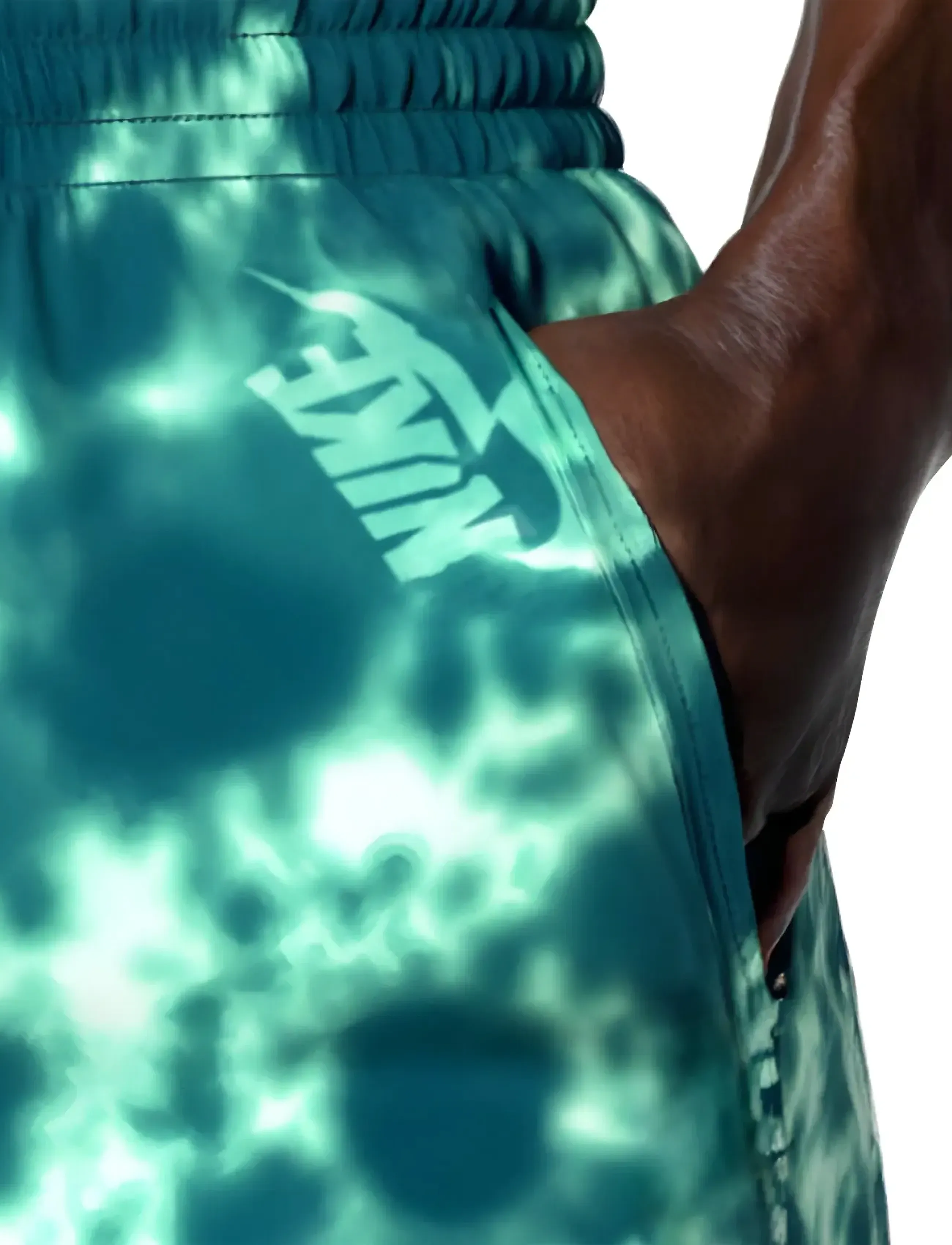 NIKE SWIM - Nike Water Tie Dye 5" Volley Short - swim shorts - bleached turquoise - 5