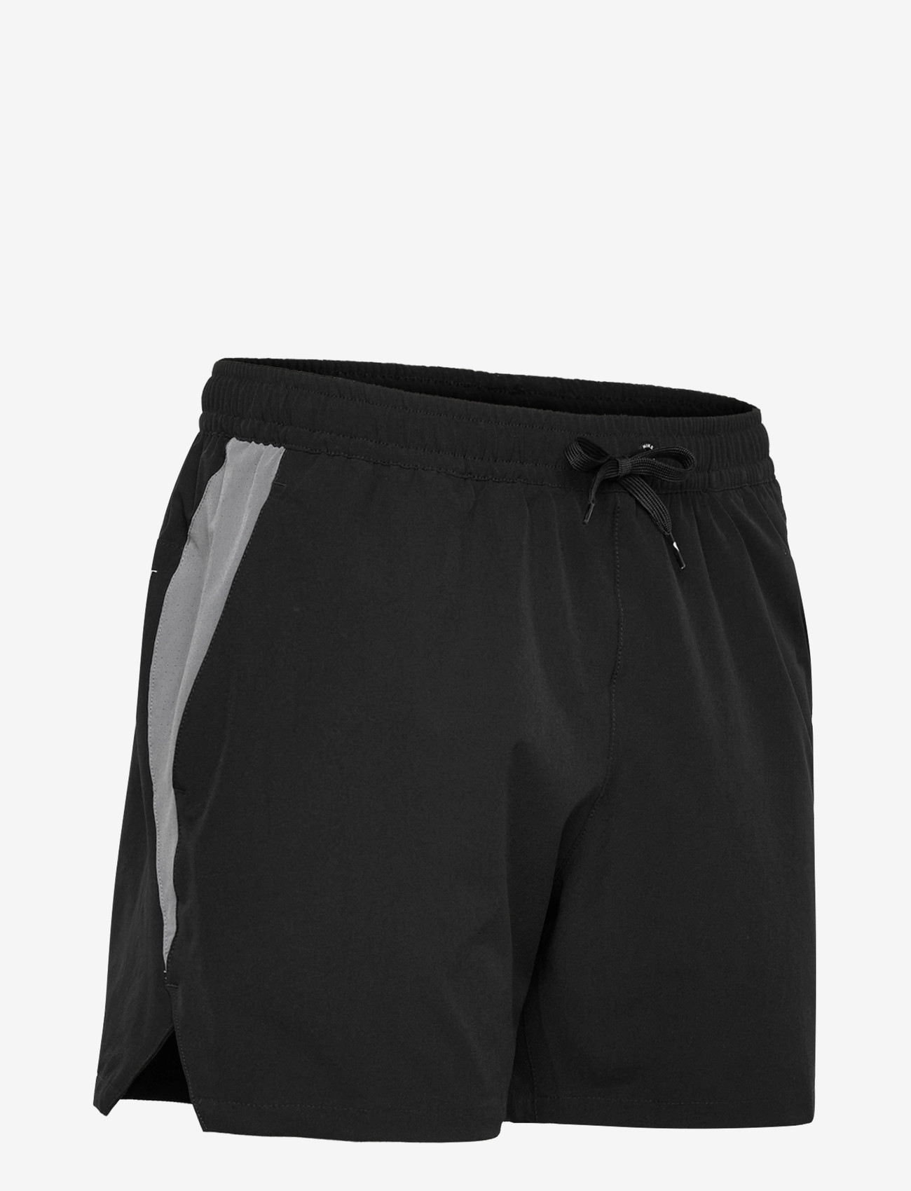 NIKE SWIM - Nike Contend Essential 5" Volley Short - lühikesed ujumispüksid - black - 3