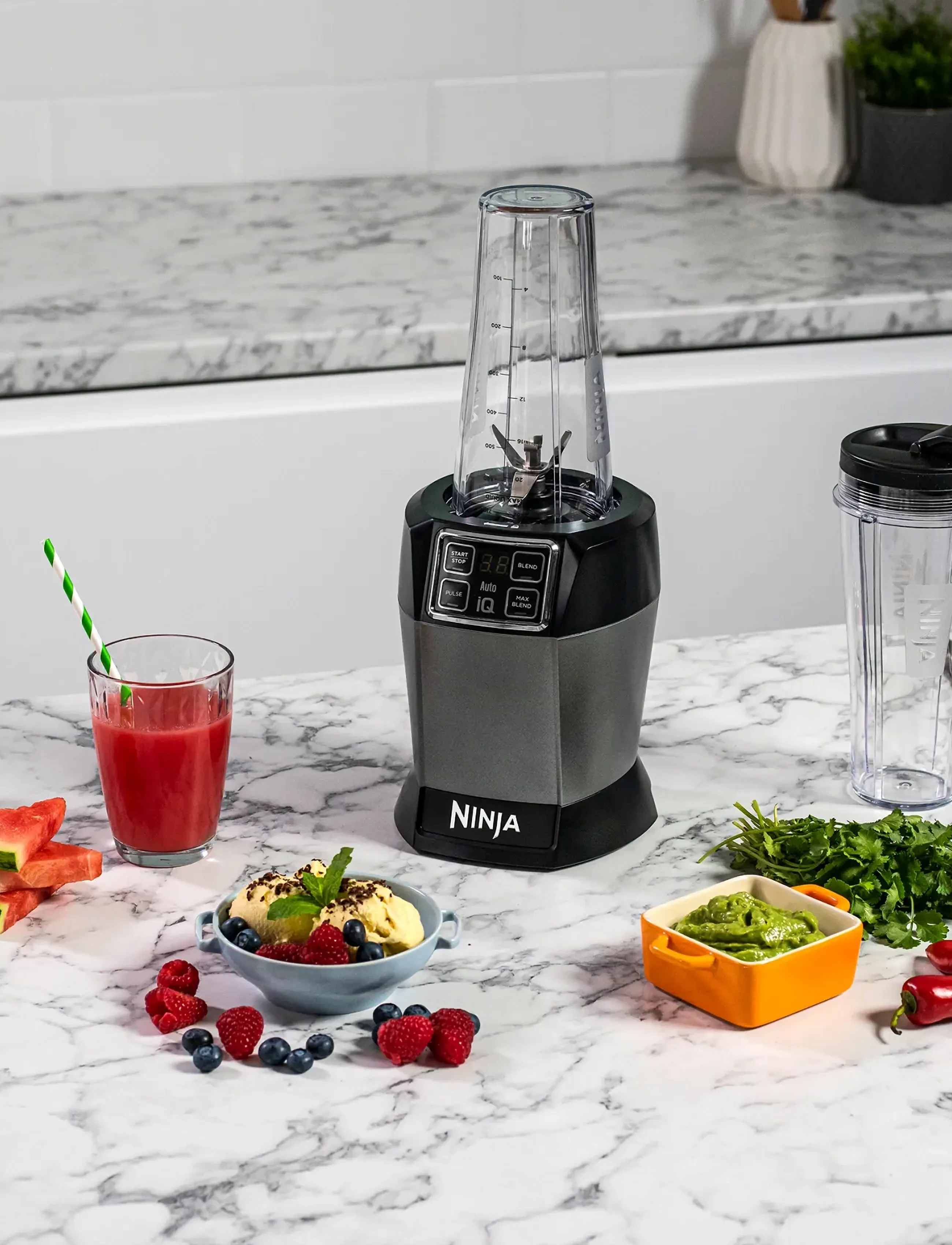 Ninja - NINJA BN495EU BLENDER WITH AUTO-IQ - mixers & blenders - black - 3