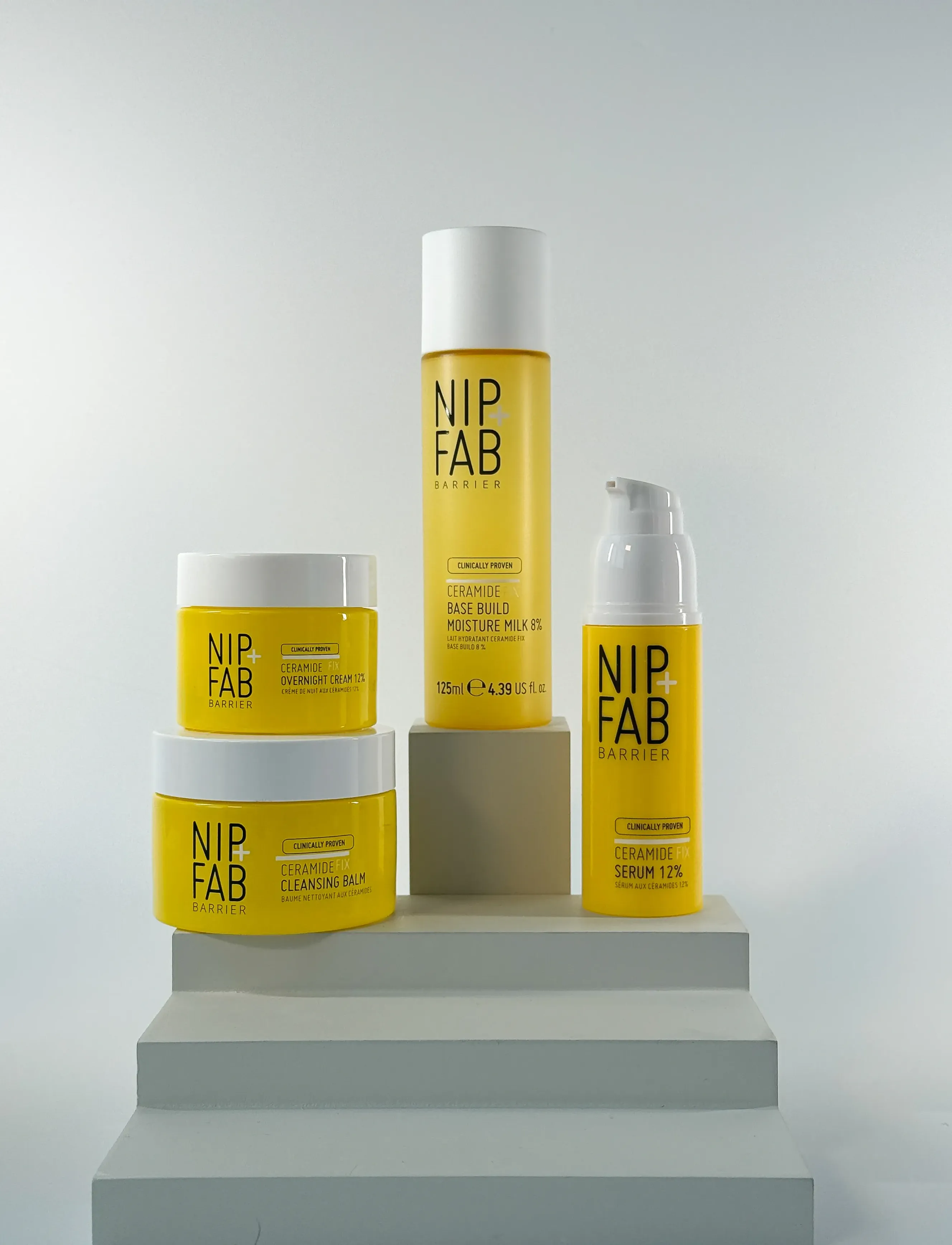 Nip+Fab - Ceramide Fix Base Build Moisture Milk 8% - eksfolierende tonere - no color - 2