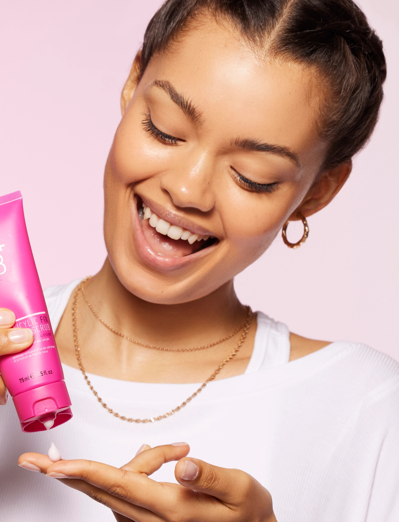 Nip+Fab Salicylic Fix Scrub, 75 ml, Nude, Tonere > Eksfolierende Tonere, Dame