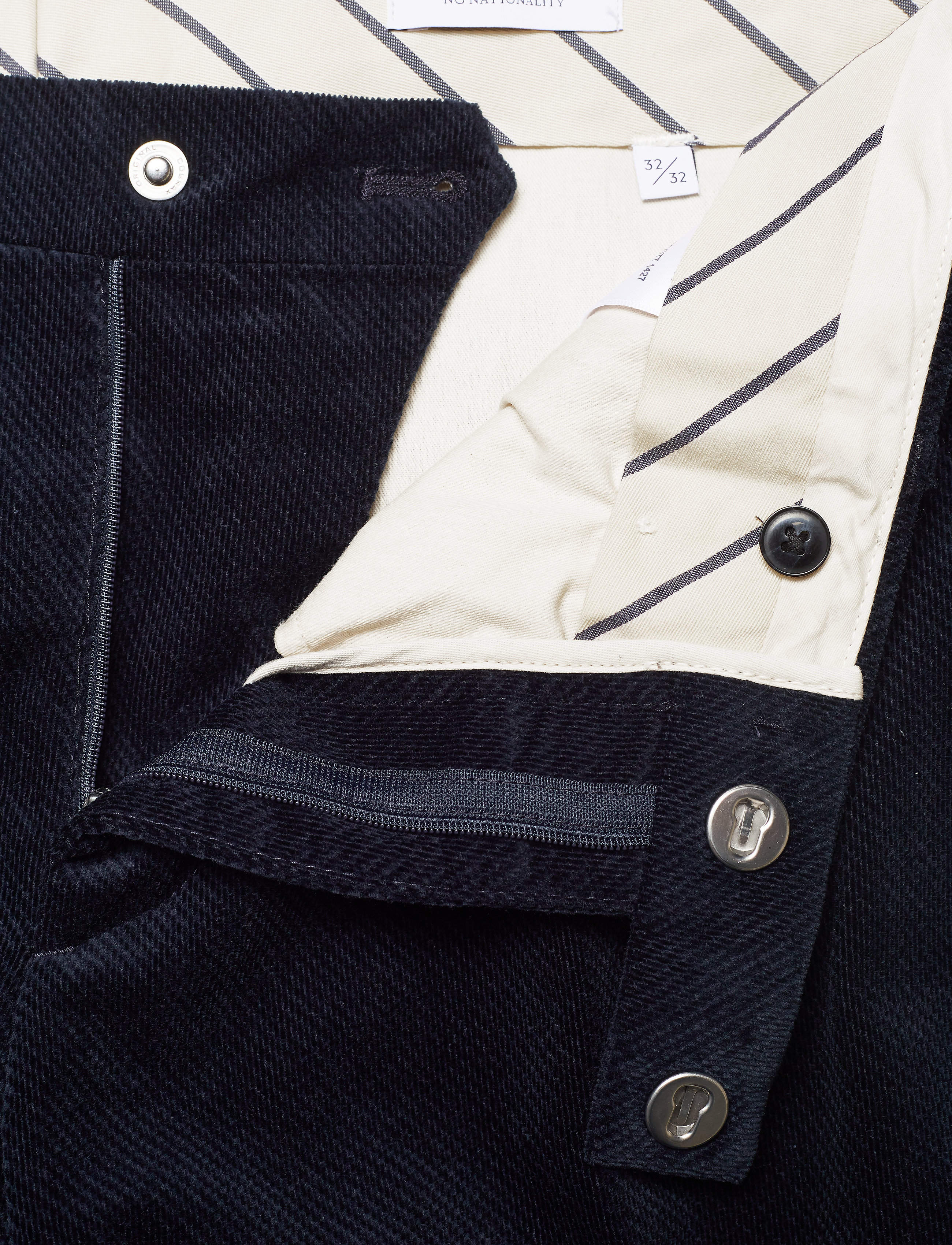 NN07 - Scott 1427 L34 - navy blue - 3