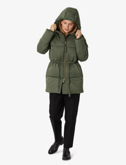 Noa Noa - Light outerwear - vinterjackor - army green - 3