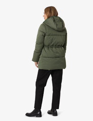 Noa Noa - Light outerwear - winterjassen - army green - 6
