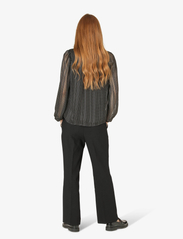 Noa Noa - GertrudNN - long sleeved blouses - print black - 4