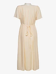 Noa Noa - Dress short sleeve - midikleidid - white swan - 1