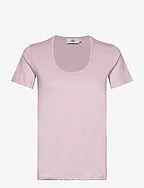 NolaNN T-Shirt - IRIS