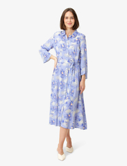 Noa Noa - LivaNN Dress - skjortekjoler - print blue/rose - 2