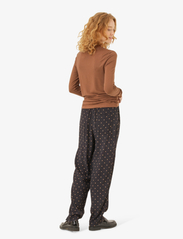 Noa Noa - Bella Trousers - broeken med straight ben - print navy/brown - 3