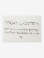 Noa Noa miniature - Dress long sleeve - langermede hverdagskjoler - print blueberry - 3