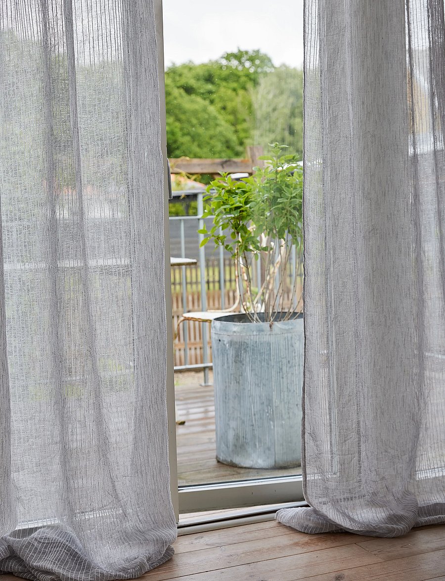 Noble House - CURTAIN ALBERTINA - fertiggardinen - light grey - 1