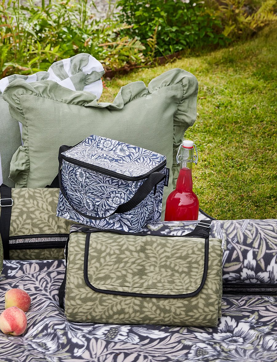 Noble House - PICNIC BLANKET 125 X150 CM - piknikutarvikud - leaf - 0