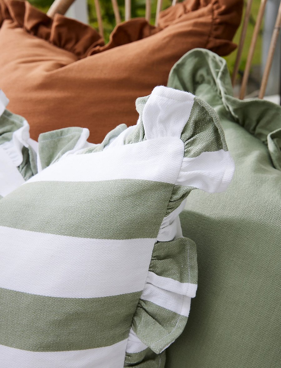 Noble House - CUSHION COVER VOLANG - padjakatted - tea green - 2