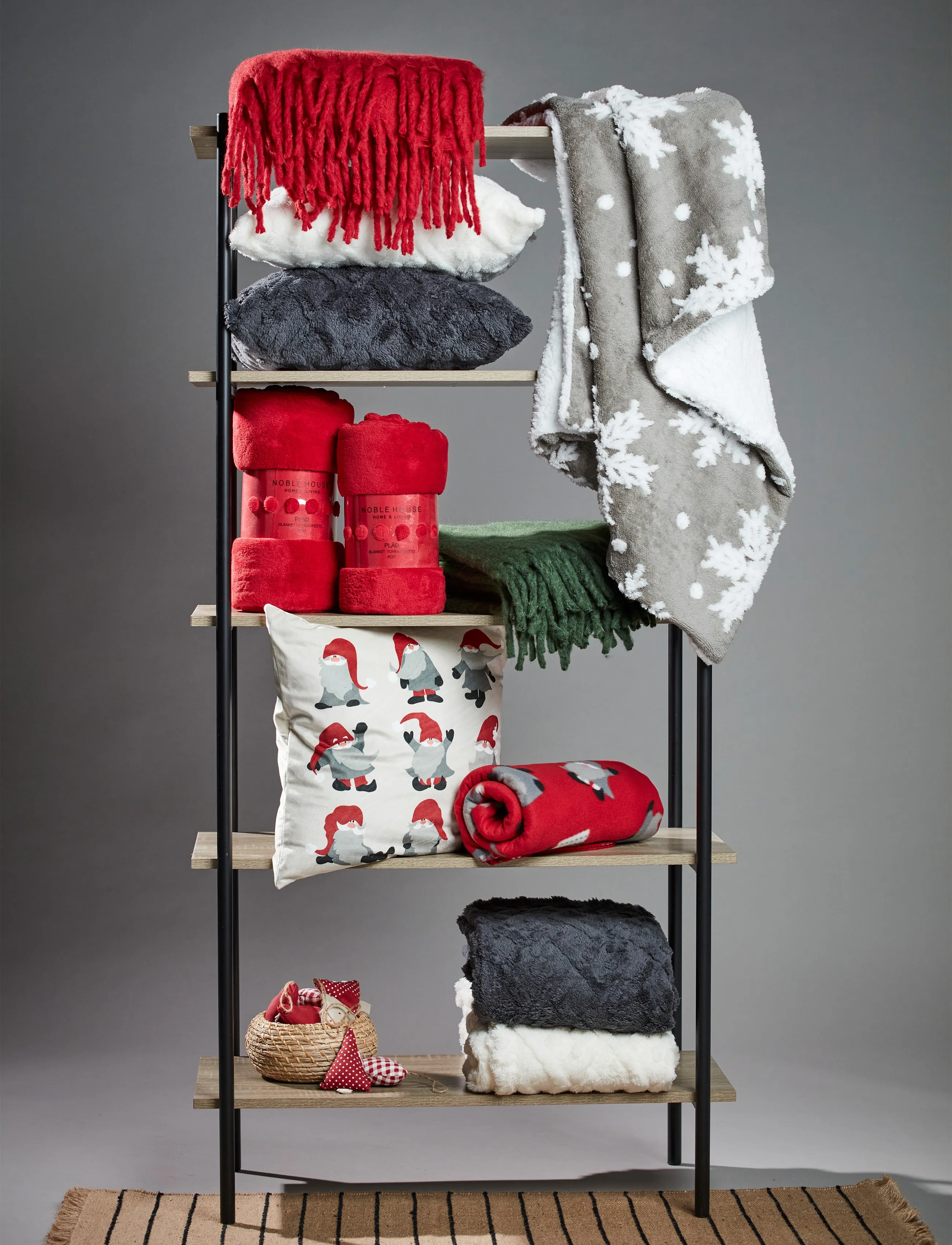 Noble House - PLÄD MIMMI XL JULRÖD 150x200 - savvy red - 0