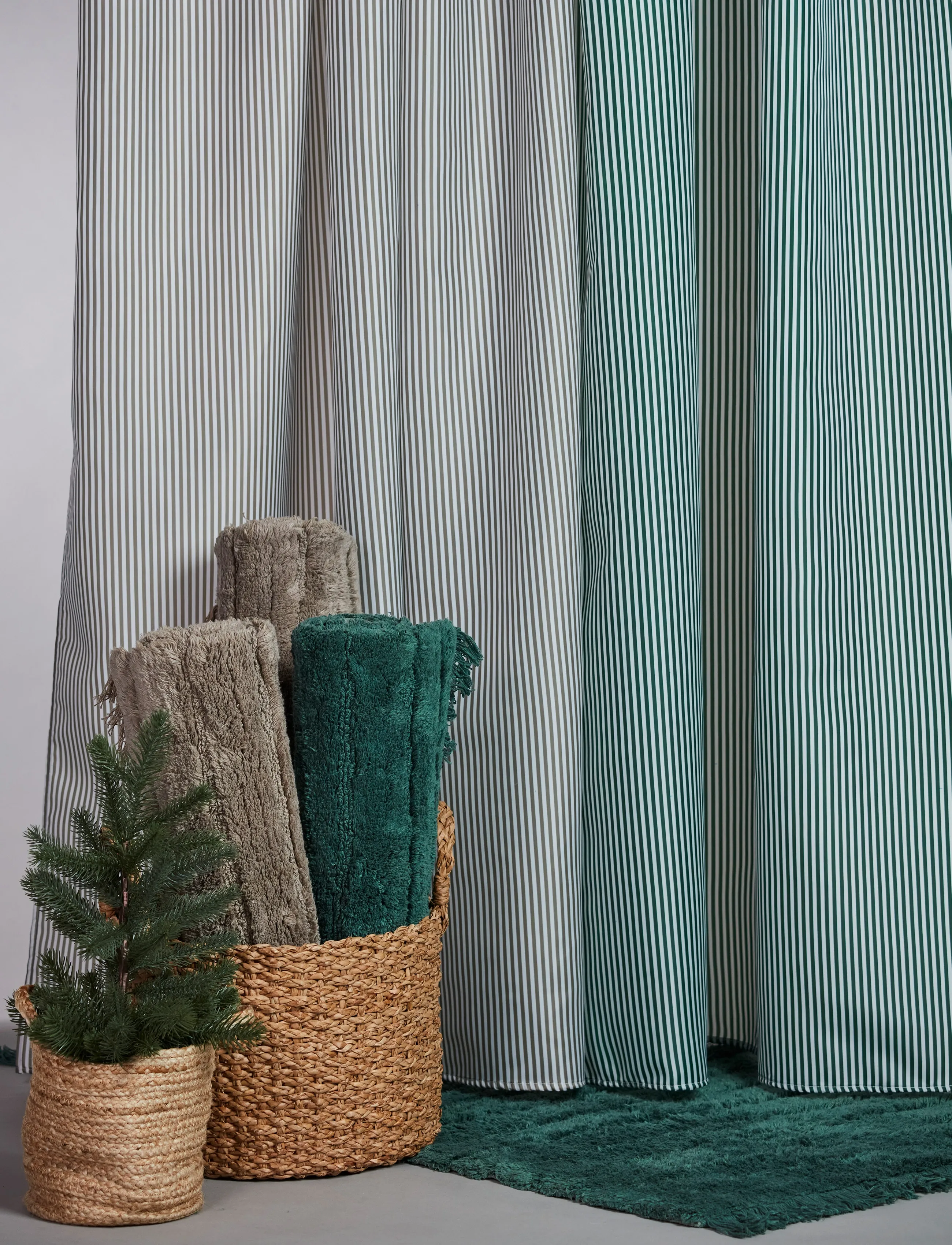 Noble House - BRUSEGARDIN STRIPE MØRKGRØN 180x200 - taupe - 0